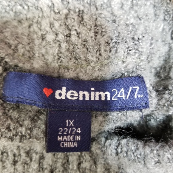 Denim 24/7 Gray Sweater with Floral Embroidery - Picture 9 of 10